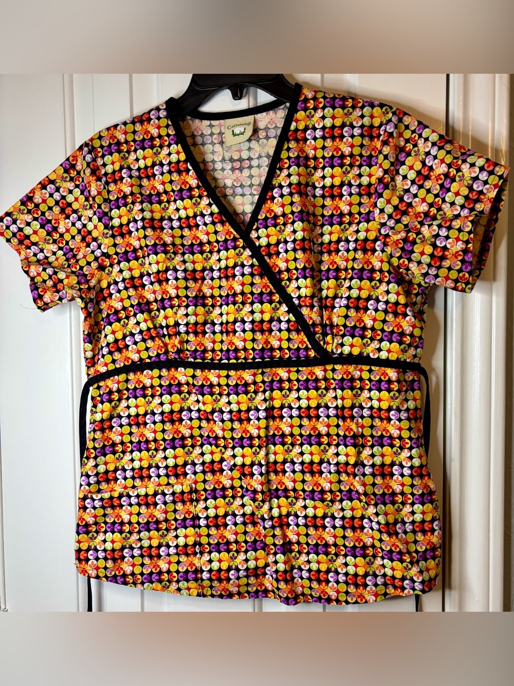 Colorful Button-Dot scrub top with tie with Black Trim and one pocket